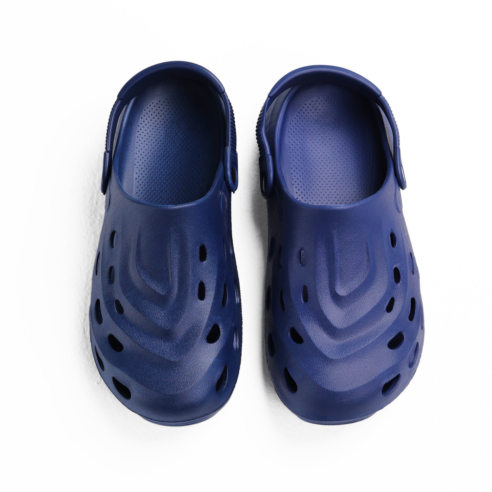 Navy Perforated Tank Clog - حذاء دبابة مثقب باللون البحري 
