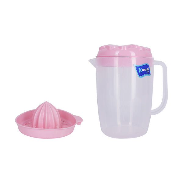 Plastic jug with juicer