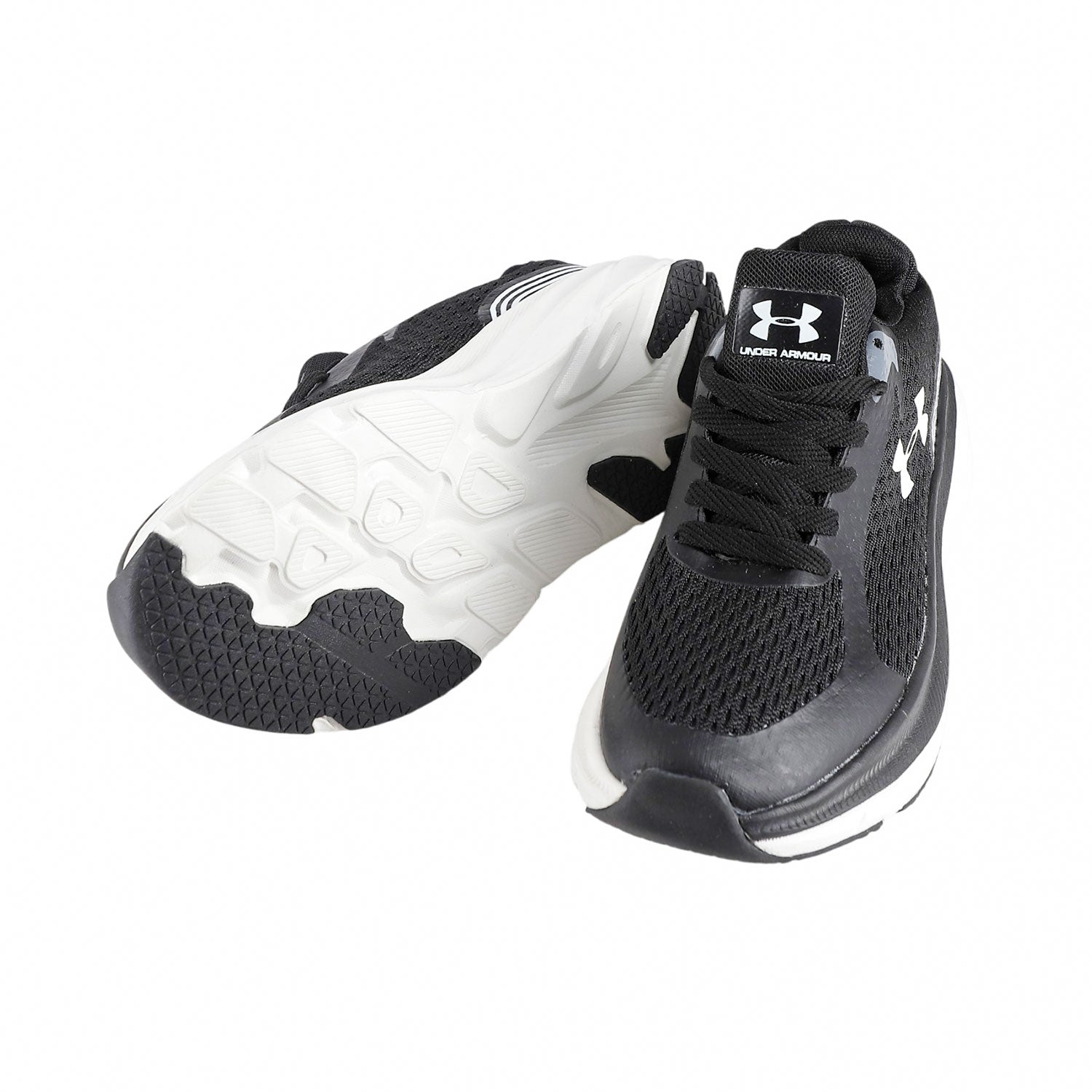 كوتشي رجالي رباط UNDER ARMOUR موديل LL12 