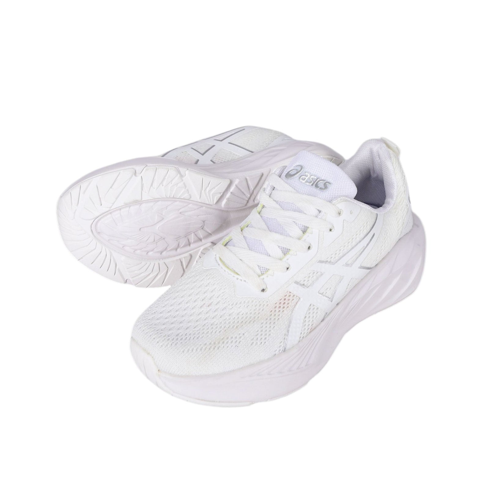 كوتشي حريمي رباط ASICS موديل MM318-13 