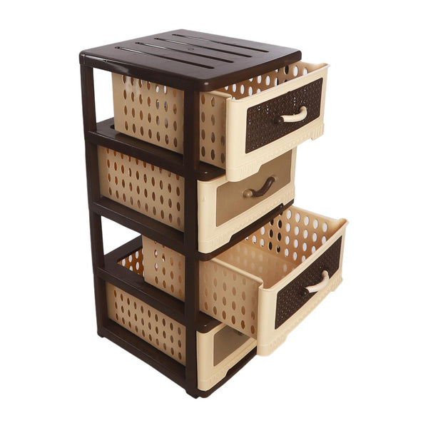Shannon Fairouz 4 floors from Khorshid Plastics