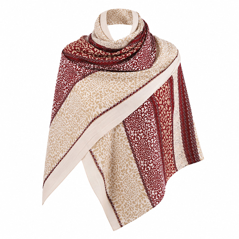 Emma cotton scarf with a pattern