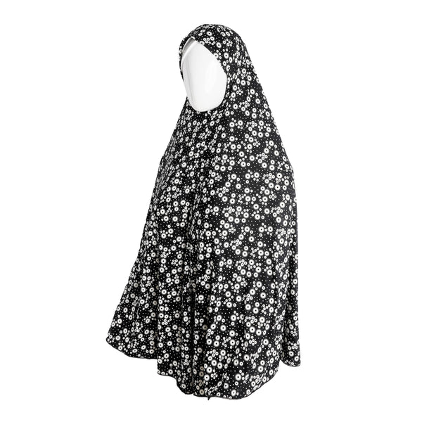 Shahawi women's patterned veil